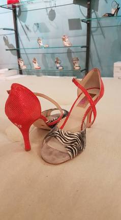 regina tango shoes rosso e zebrato donna calzature ballo tacchi aldobaraldo torino milonga negozio esclusiva