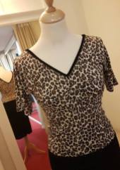 tangosolar blusa leopardata